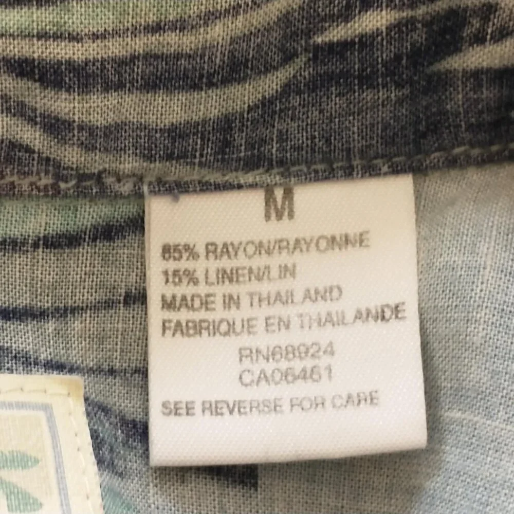 Vintage Island Fever Men's Button Down Hawaiian Shirt, Size Medium - Picture 6 of 7